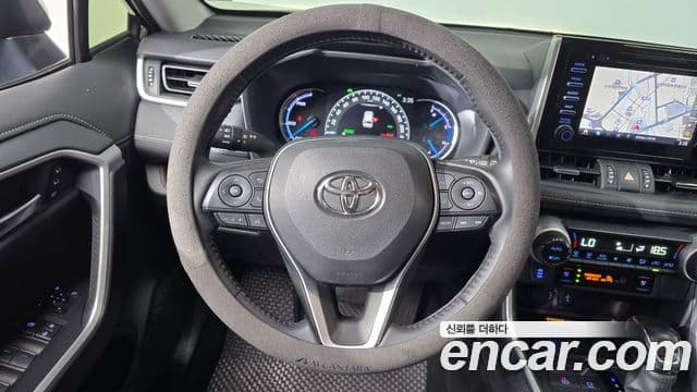 Toyota RAV4 5세대, 2022 13