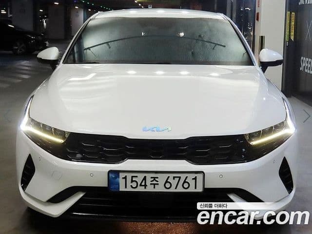 Kia K5 гибрид 3세대 Signature, 2022 2