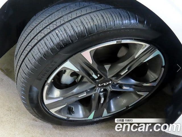 Kia K5 гибрид 3세대 Signature, 2022 20