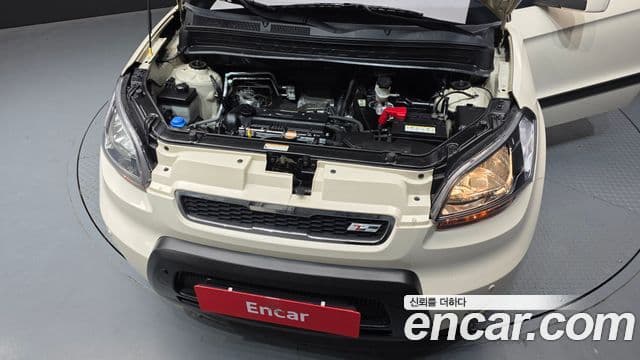Kia Soul Safety, 2011 6