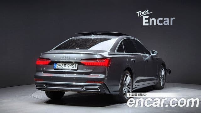 Audi A6 (C8) Premium, 2022 2