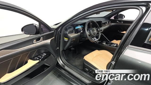 Kia K5 3세대 Signature, 2020 11