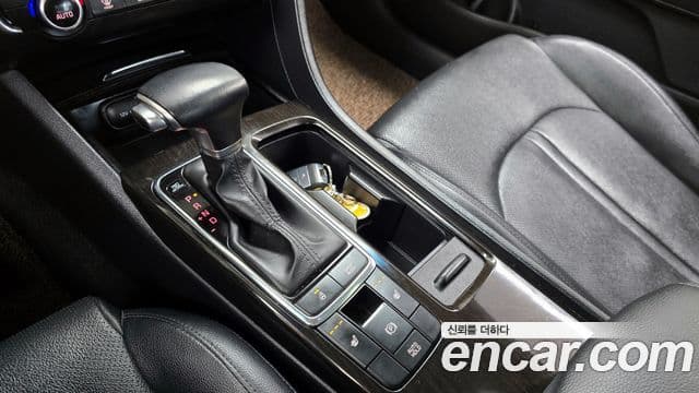 Kia K5 2세대 MX Prestige, 2016 9
