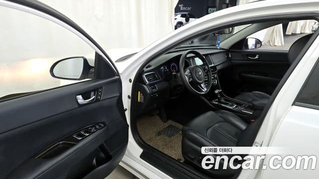 Kia K5 2세대 MX Prestige, 2016 10