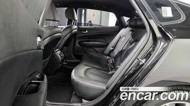 Kia K5 2세대 Signature, 2018 12