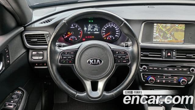 Kia K5 2세대 Signature, 2018 13
