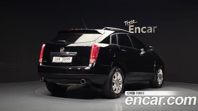 Cadillac All New SRX Luxury, 2010 2