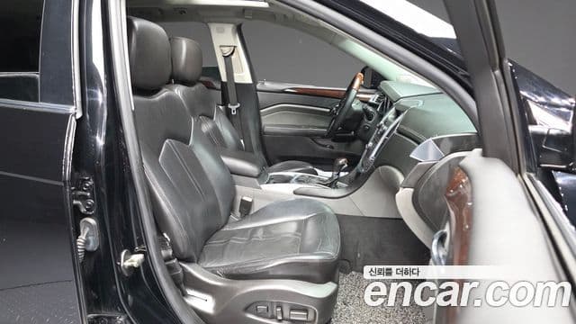 Cadillac All New SRX Luxury, 2010 11