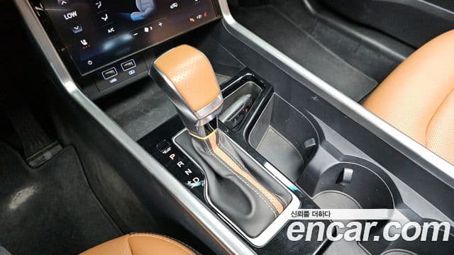 KG모빌리티(SsangYong) Torres T7, 2023 9