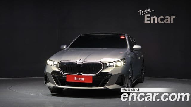 BMW 5시리즈 (G60) 520i M Sport, 2025 3