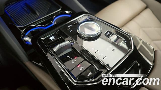 BMW 5시리즈 (G60) 520i M Sport, 2025 9