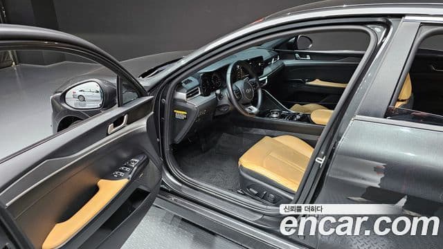 Kia K5 3세대 Prestige, 2020 11