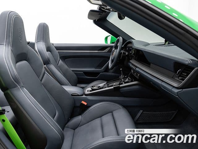 Porsche 911 (992) Carrera кабриолет, 2023 15