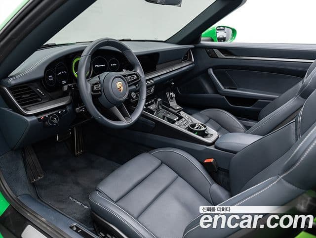 Porsche 911 (992) Carrera кабриолет, 2023 18