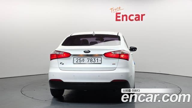 Kia K3 Trendy, 2013 4