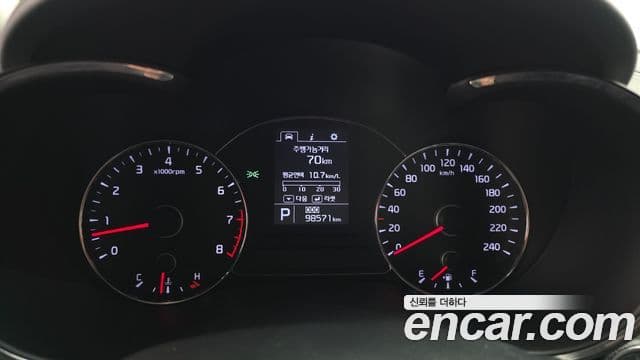 Kia K3 Trendy, 2013 8