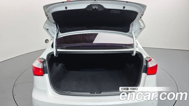 Kia K3 Trendy, 2013 20