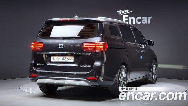 Kia The / новый New Carnival VIP, 2019 2