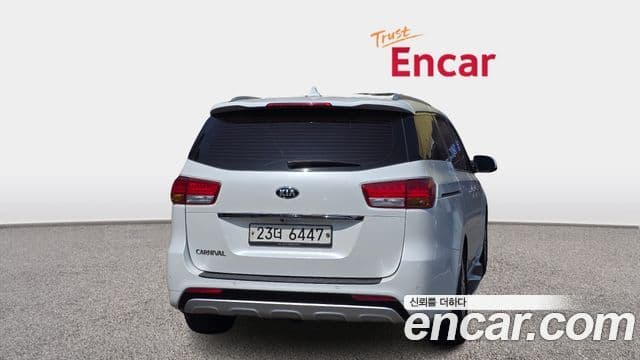 Kia All New Carnival Prestige, 2017 4