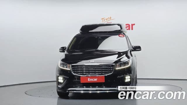 Kia The / новый New Carnival Noblesse Special, 2019 3