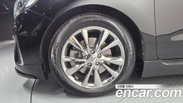 Kia The / новый New Carnival Noblesse Special, 2019 все фото