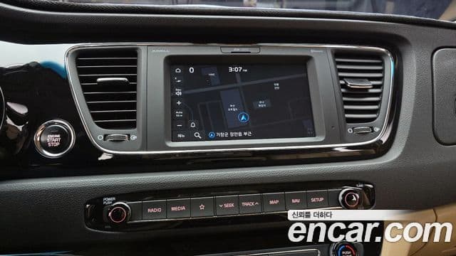 Kia The / новый New Carnival Noblesse Special, 2019 16