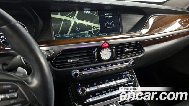 Genesis EQ900 Prestige, 2018 14