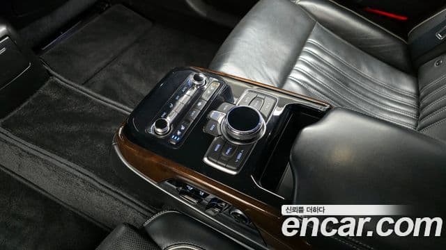 Genesis EQ900 Prestige, 2018 19