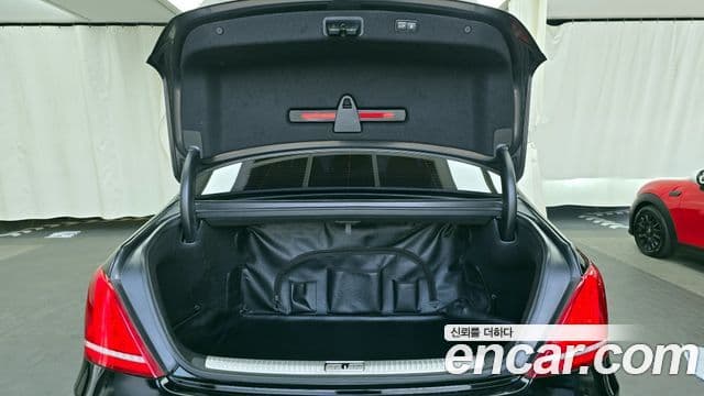 Genesis EQ900 Prestige, 2018 20