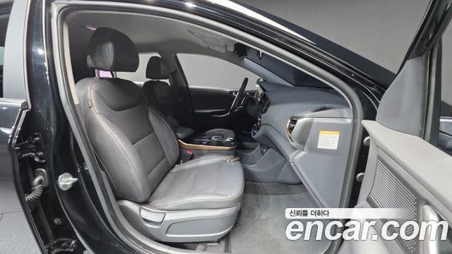 Hyundai Ioniq Электрический (Electric), 2017 10