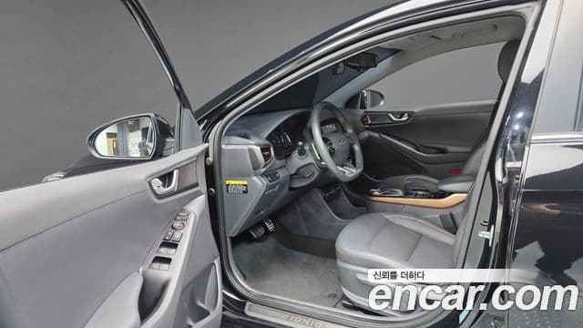 Hyundai Ioniq Электрический (Electric), 2017 11