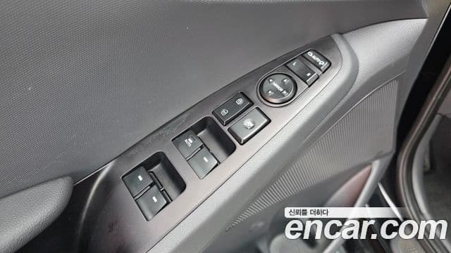 Hyundai Ioniq Электрический (Electric), 2017 12