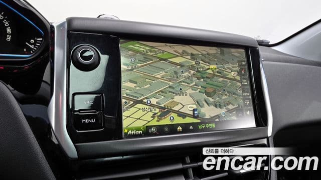 Peugeot 208 1.6 e-HDi Felline 5도어, 2016 16