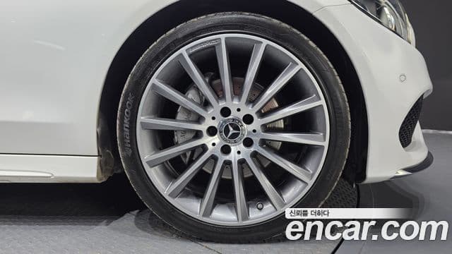 Mercedes-Benz C-класс W205 C200 купе, 2017 все фото