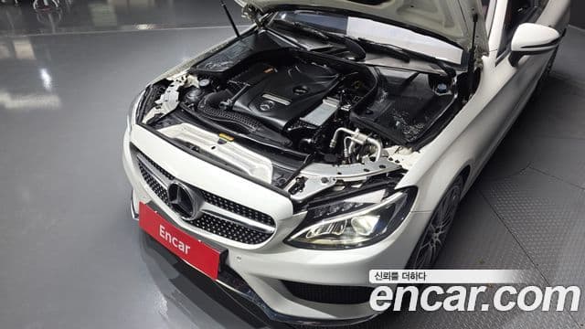 Mercedes-Benz C-класс W205 C200 купе, 2017 6