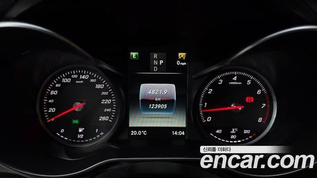 Mercedes-Benz C-класс W205 C200 купе, 2017 8