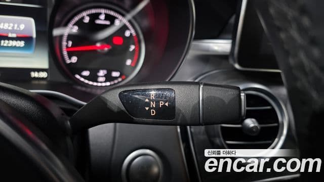 Mercedes-Benz C-класс W205 C200 купе, 2017 9