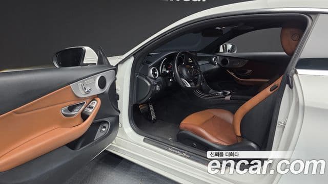 Mercedes-Benz C-класс W205 C200 купе, 2017 10