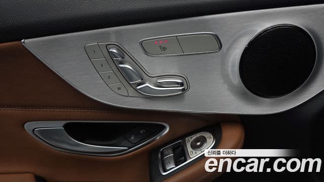 Mercedes-Benz C-класс W205 C200 купе, 2017 13