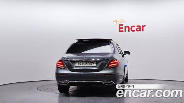 Mercedes-Benz E-класс W213 E300 4MATIC Exclusive Intelligent Drive, 2017 4