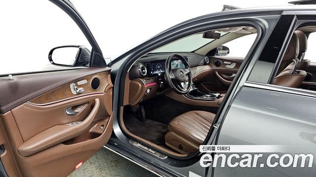 Mercedes-Benz E-класс W213 E300 4MATIC Exclusive Intelligent Drive, 2017 10