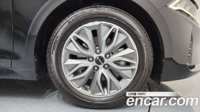 Kia K5 гибрид 3세대 Noblesse, 2023 все фото