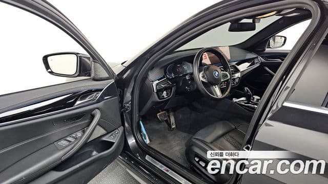 BMW 5시리즈 (G30) 530e M Sport, 2022 10