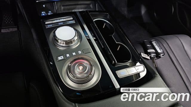 Genesis G80 (RG3) бензин 2.5 турбо AWD, 2024 9