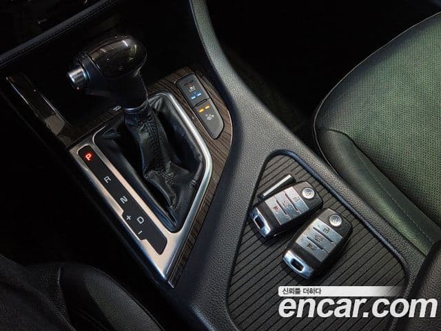 Kia The / новый New K5 Prestige, 2014 12