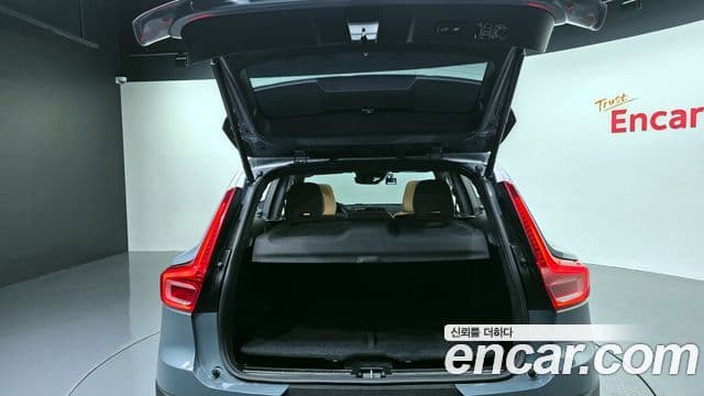 Volvo XC40 B4 Inscription, 2022 20