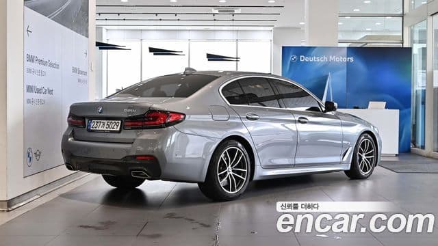 BMW 5시리즈 (G30) 520i M Sport, 2023 2