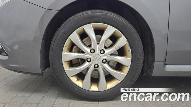 Renault Korea(Samsung) SM7 Nova LPLI 2.0 LPe для людей с инвалидностью, 2016 все фото