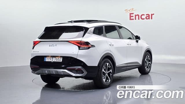 Kia Sportage 5세대 гибрид Signature 2WD, 2022 2