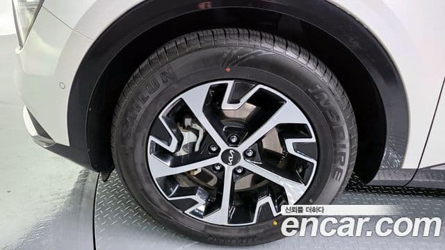 Kia Sportage 5세대 гибрид Signature 2WD, 2022 все фото